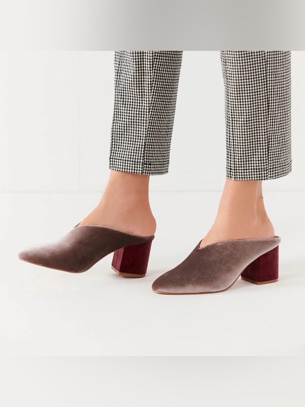 Urban Outfitters Pale Pink Velvet Mules with Burgundy Block Heel